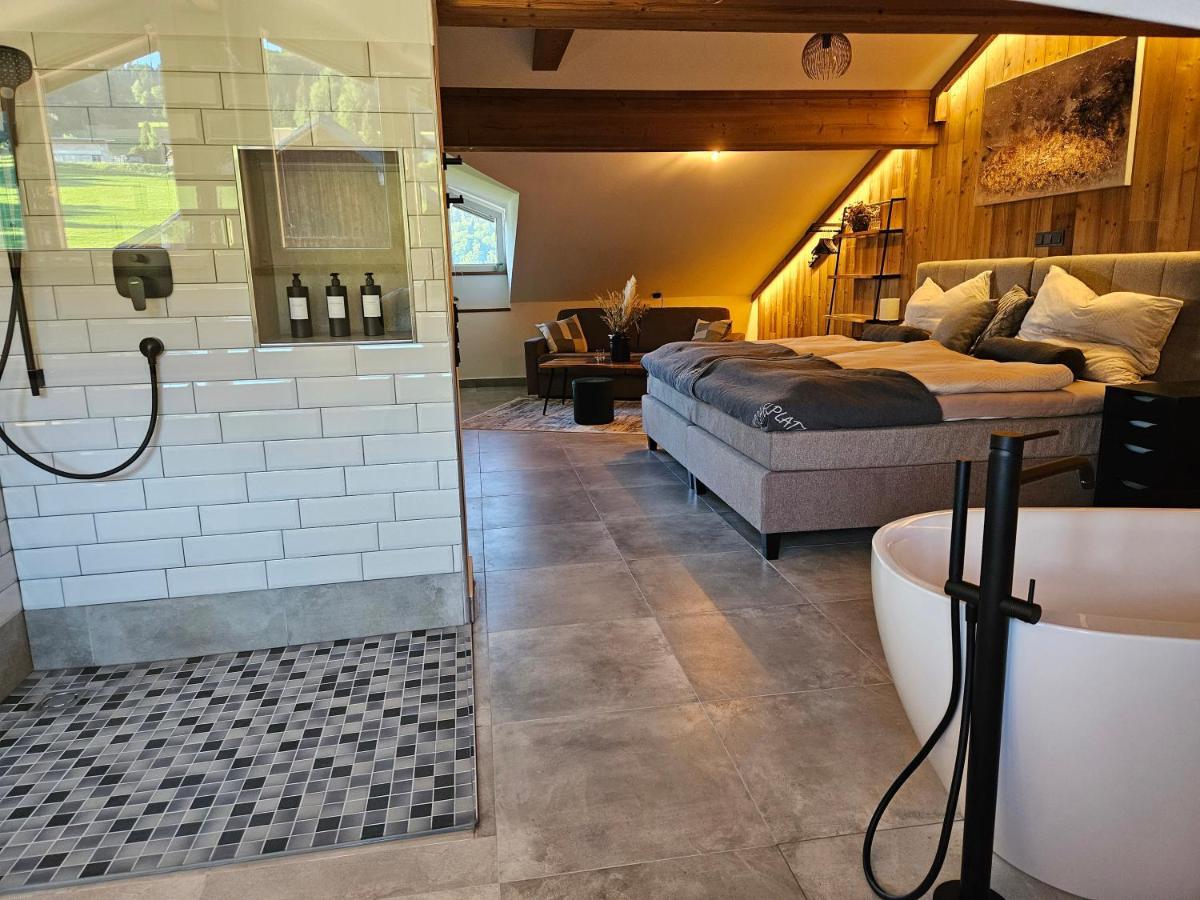 Bauernhof-Loft Edtgut Lejlighed Guggenthal Eksteriør billede